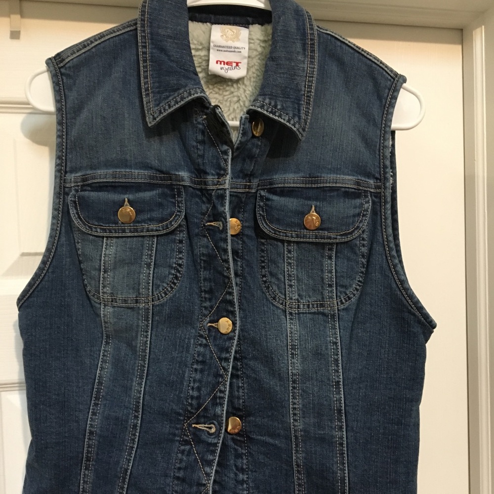 MET Jean Sherpa vest. Made in Italy.